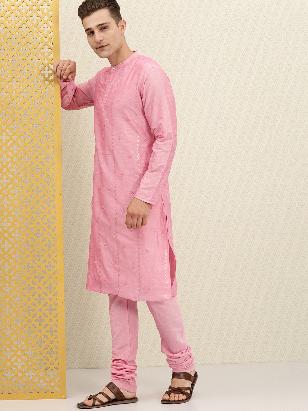 

House of Pataudi Men Pink Ethnic Motifs Embroidered Kurta with Churidar