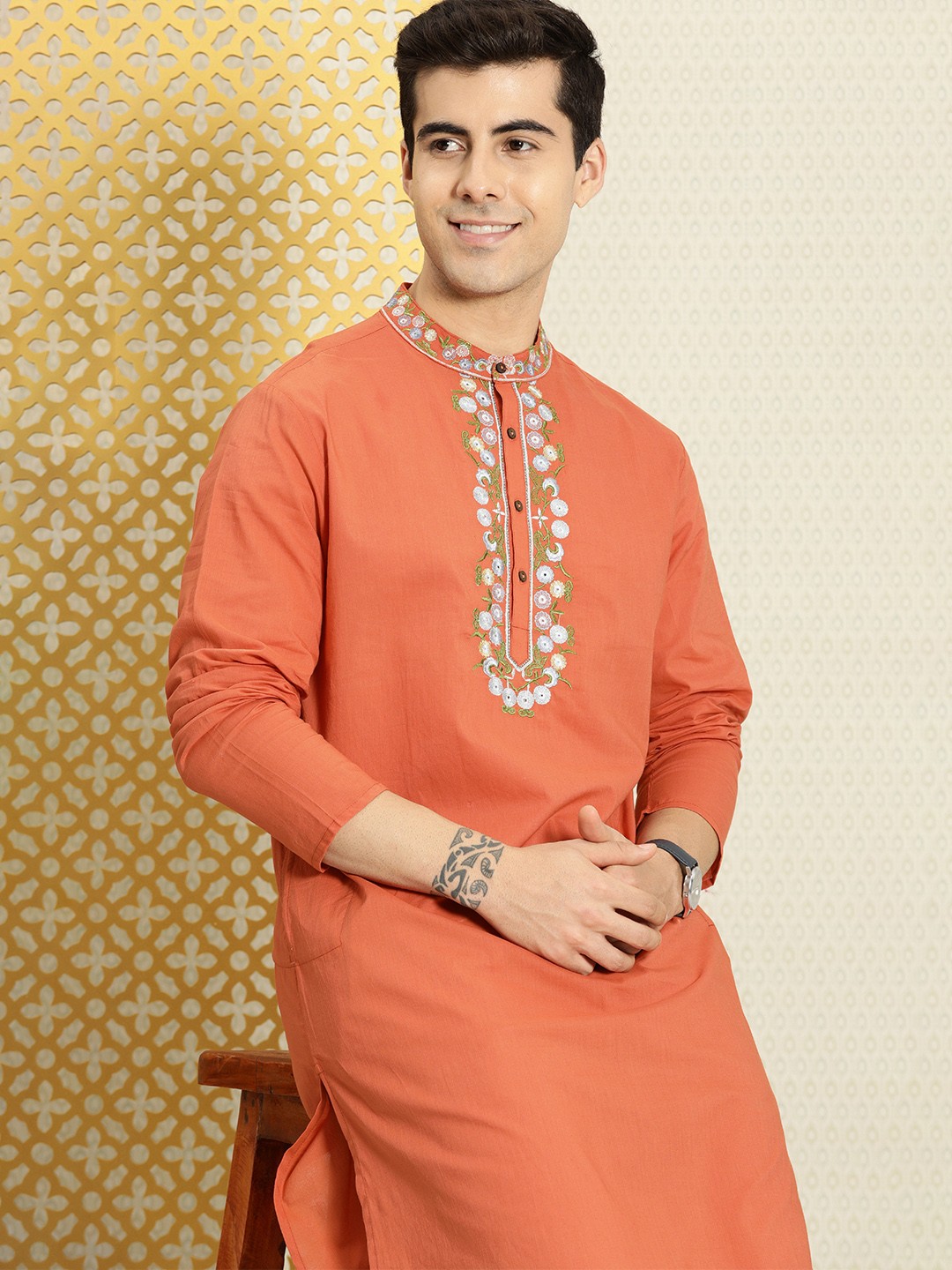 

House of Pataudi Men Orange Floral Yoke Design Pure Cotton Straight Jashn Kurta