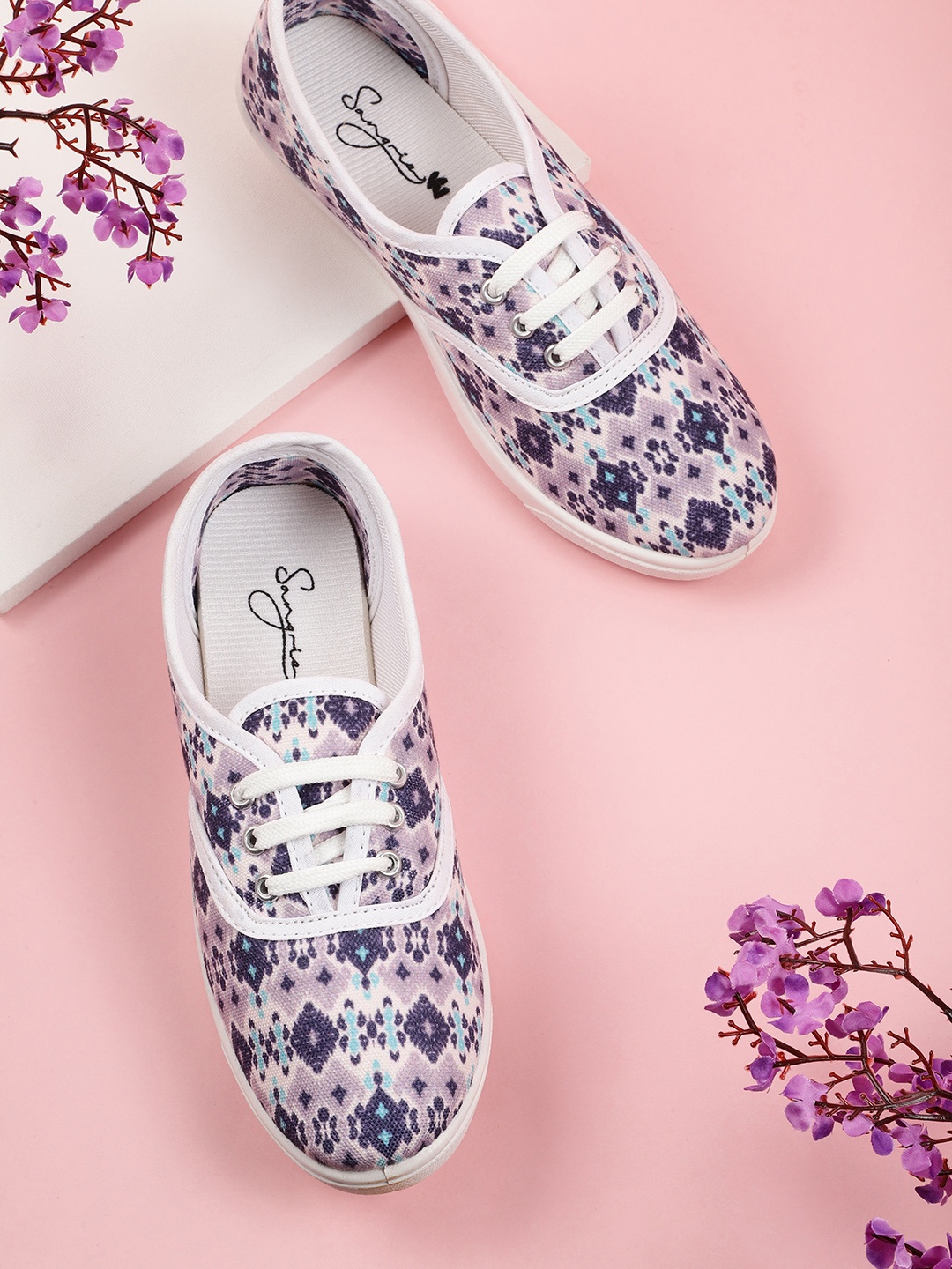 

Sangria Women Purple & Blue Printed Sneakers