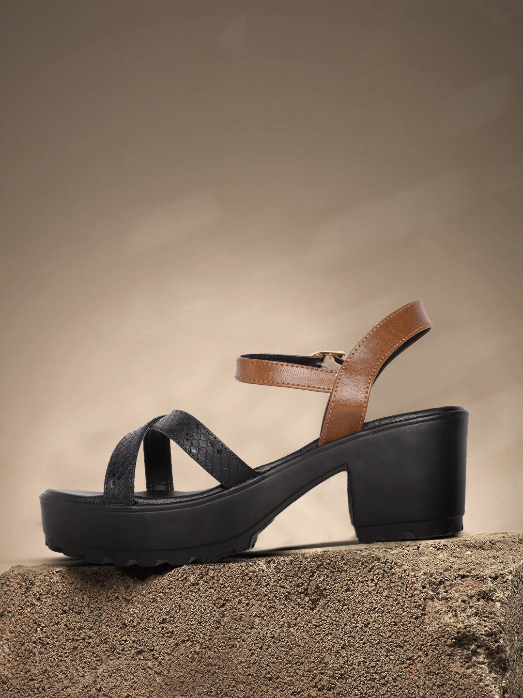 

Roadster Women Black & Tan Brown Snakeskin Textured Platform Heels