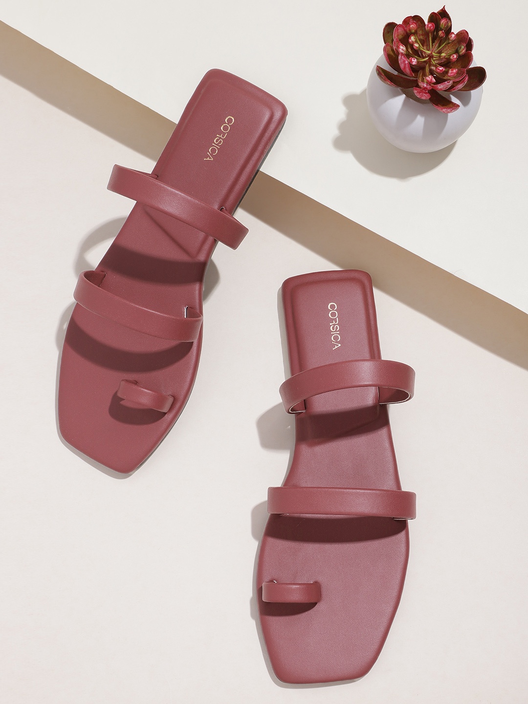 

CORSICA Women Maroon One Toe Flats