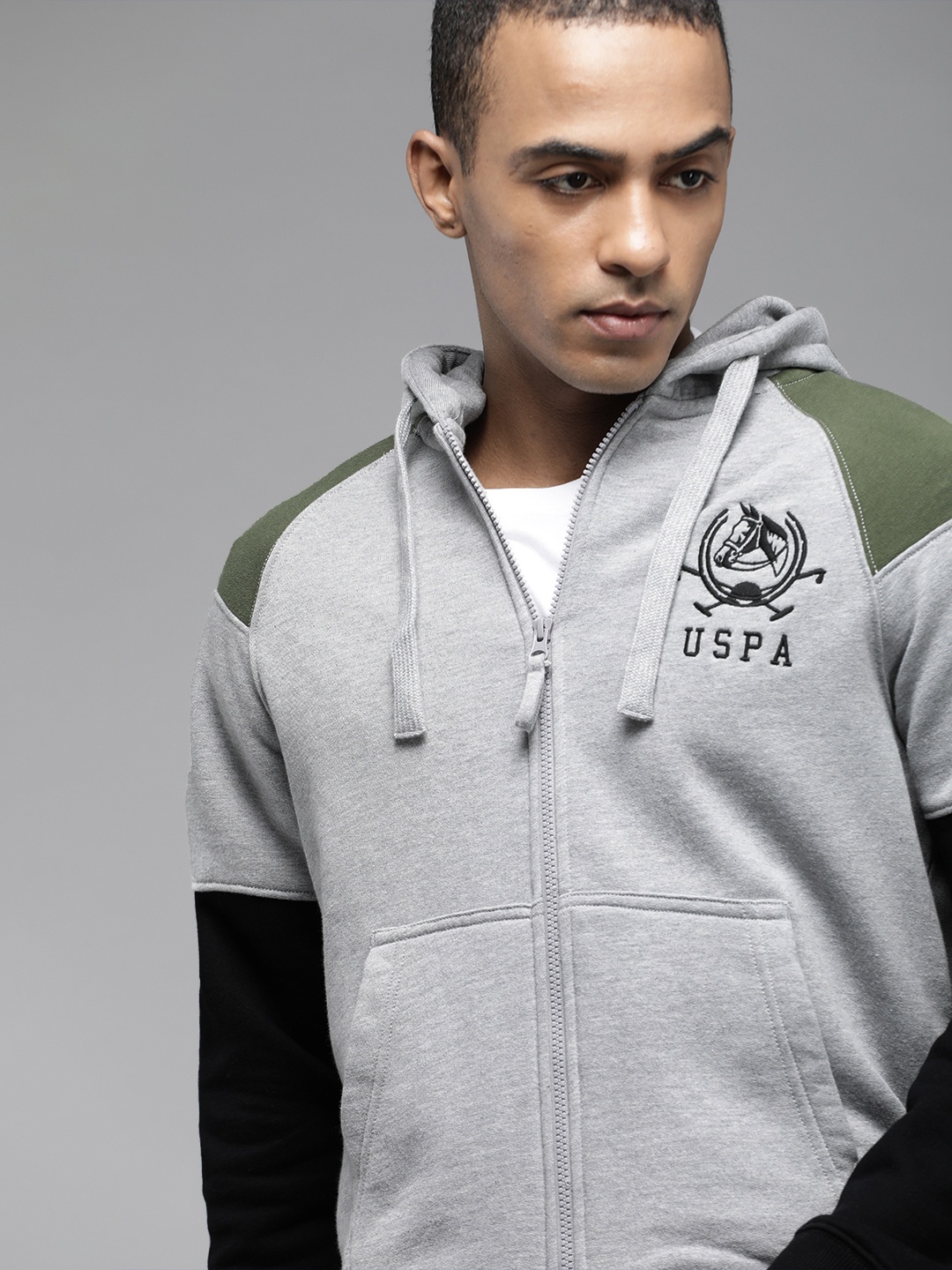 

U S Polo Assn Men Grey Solid Contrast Sleeves Hooded Sweatshirt