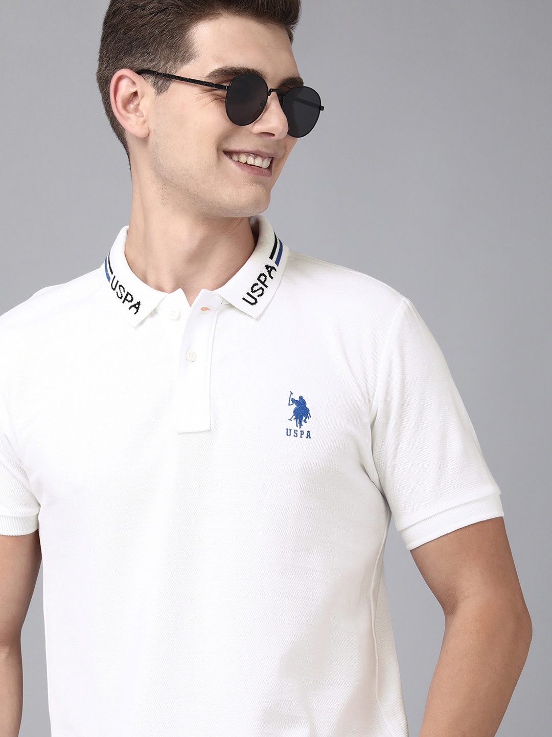 

U S Polo Assn Men White & Blue Brand Logo Embroidered Slim Fit Pure Cotton T-shirt