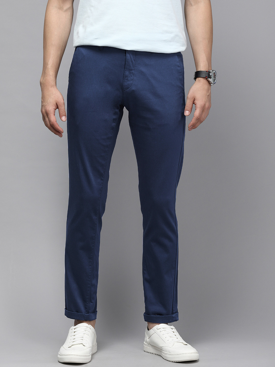 

U S Polo Assn Men Navy Blue Printed Austin Trim Fit Chinos