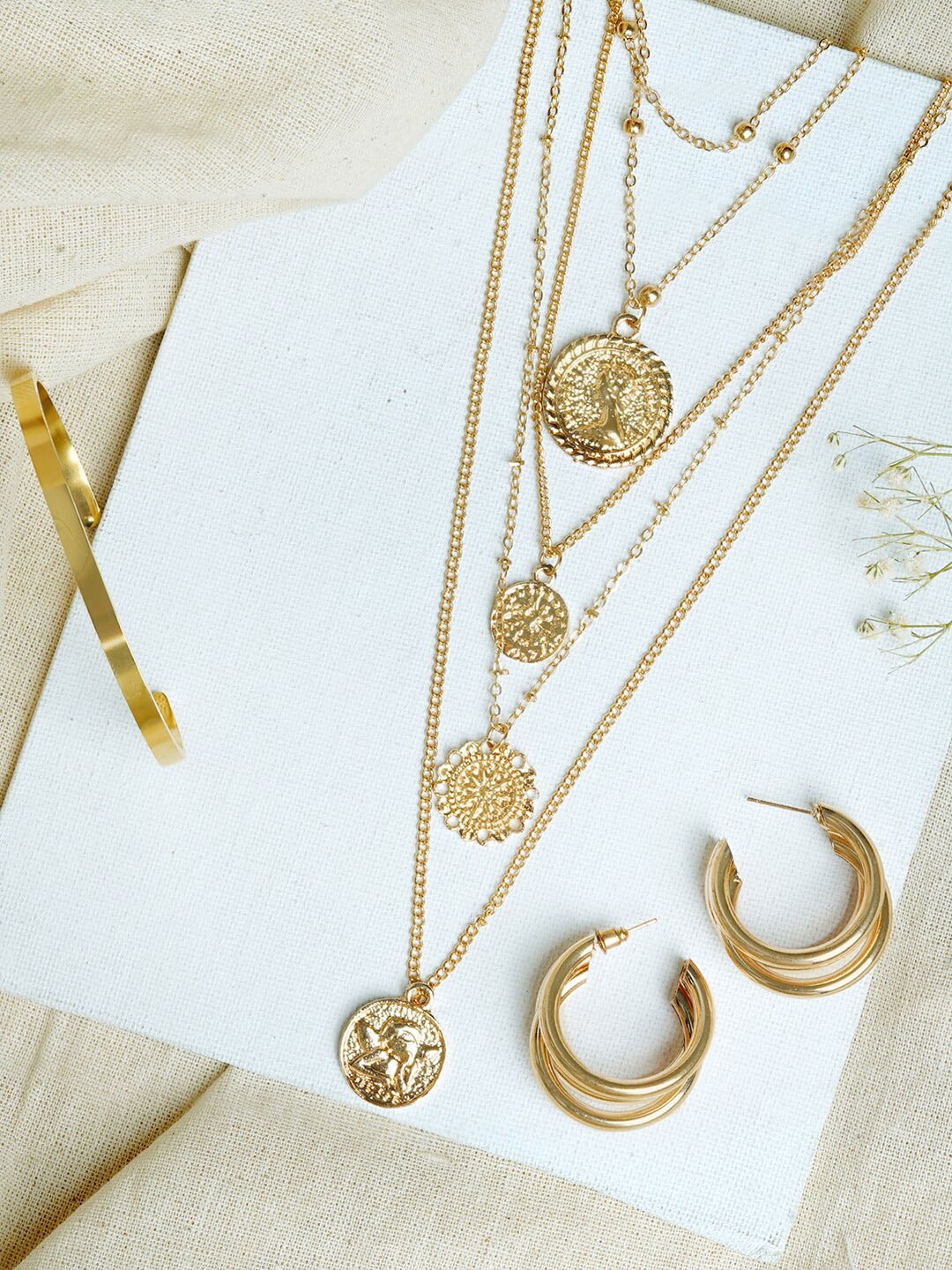 

JOKER & WITCH Gold-Plated Golden Rogue Jewellery Set