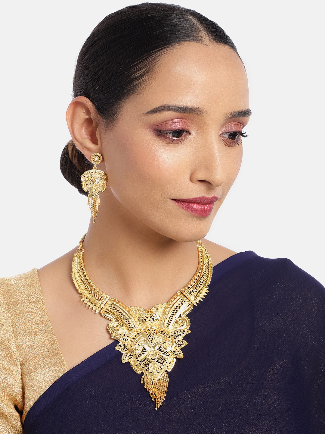 

ASMITTA JEWELLERY Gold Plated Traditional One Gram Choker Jewellery Set