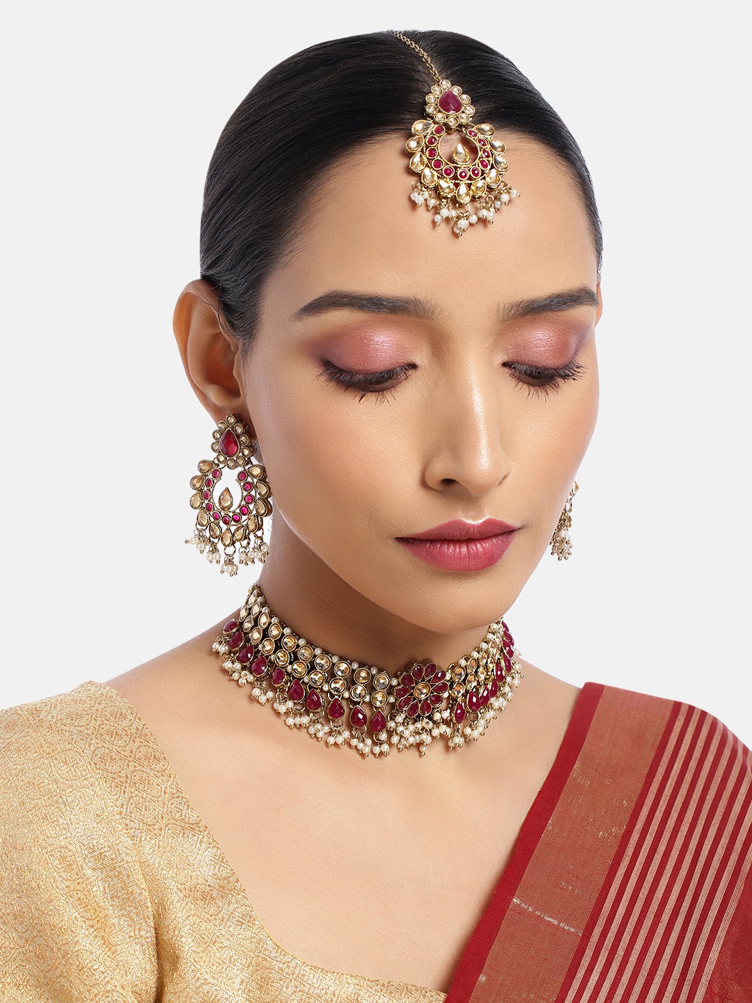 

ASMITTA JEWELLERY Women Gold-Toned & Maroon Kundan Pearl Studded Choker Necklace Set