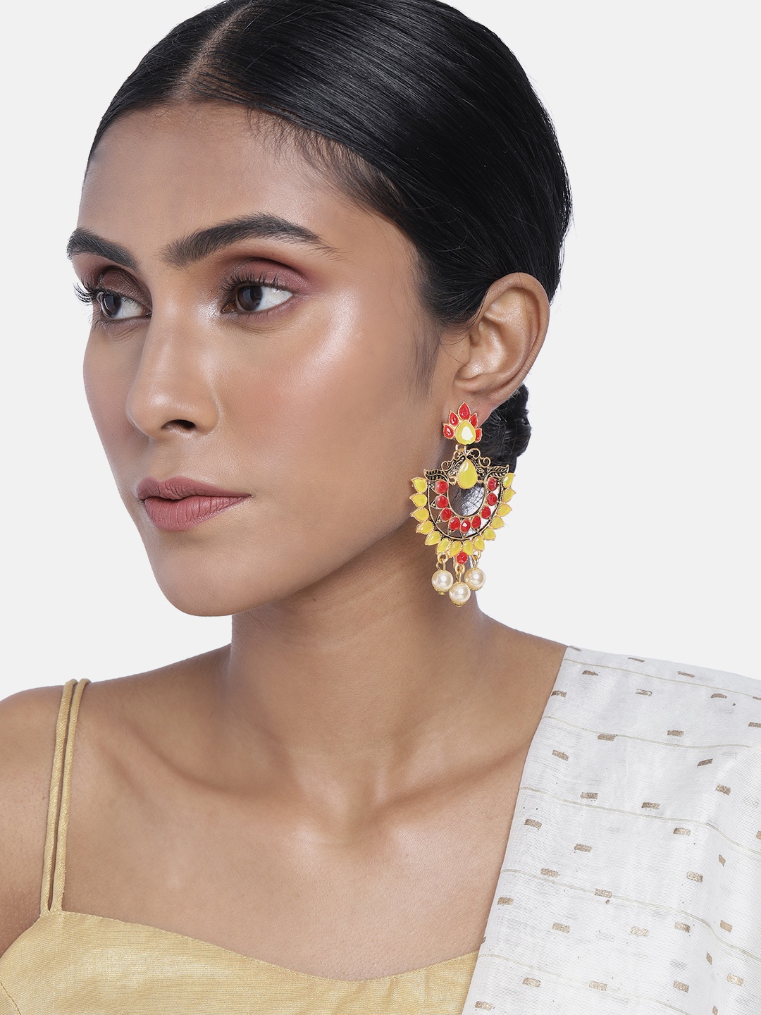 

ASMITTA JEWELLERY Gold-Toned & Yellow Crescent Shaped Chandbalis Earrings