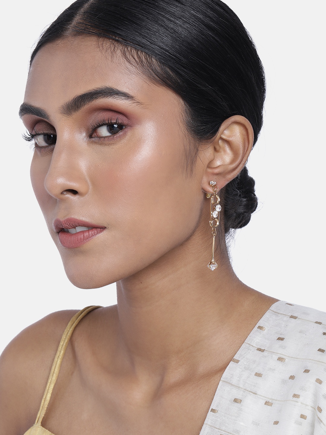 

ASMITTA JEWELLERY Gold-Toned Contemporary Drop Earrings