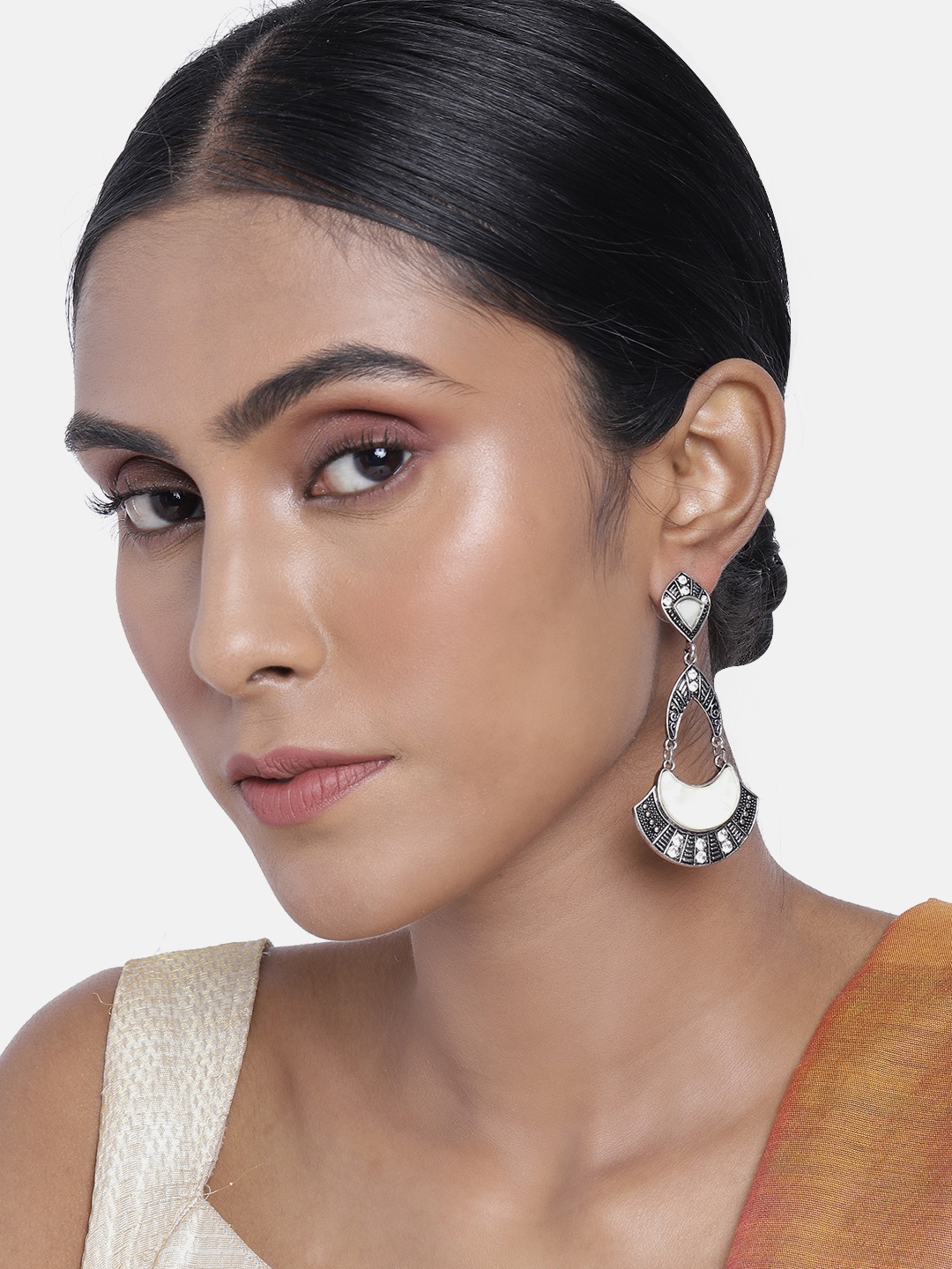 

ASMITTA JEWELLERY White Contemporary Chandbalis Earrings