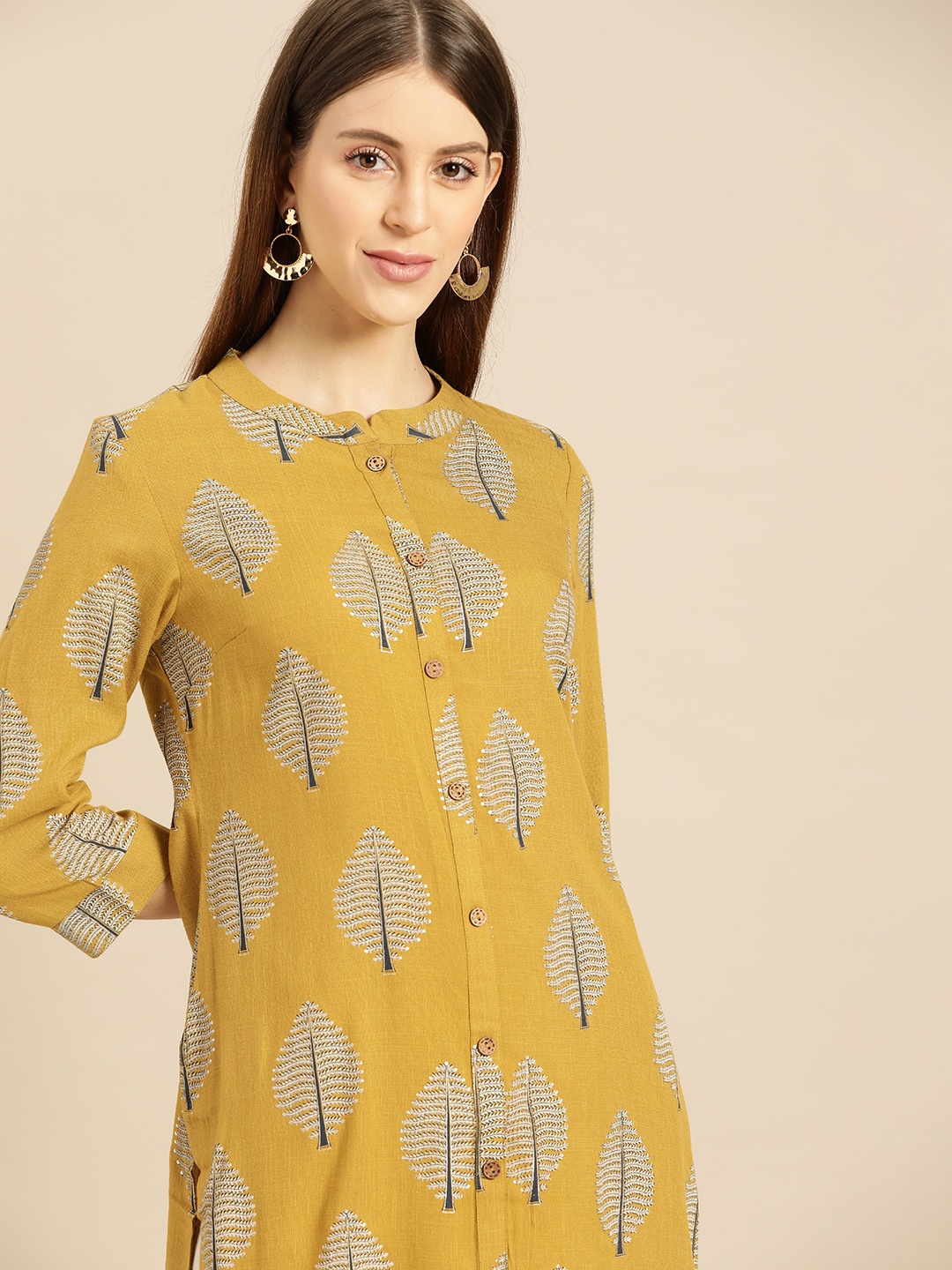 

Anouk Women Yellow Floral Foil Printed Kurta