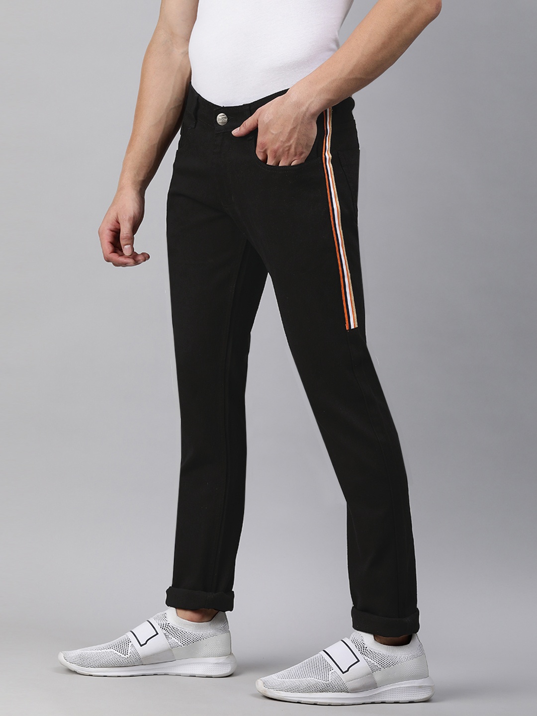 

Urbano Fashion Men Black Slim Fit Light Fade Stretchable Jeans