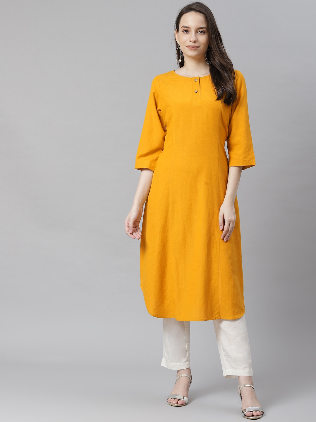 

Ayaany Women Mustard Yellow Solid Cotton Kurta