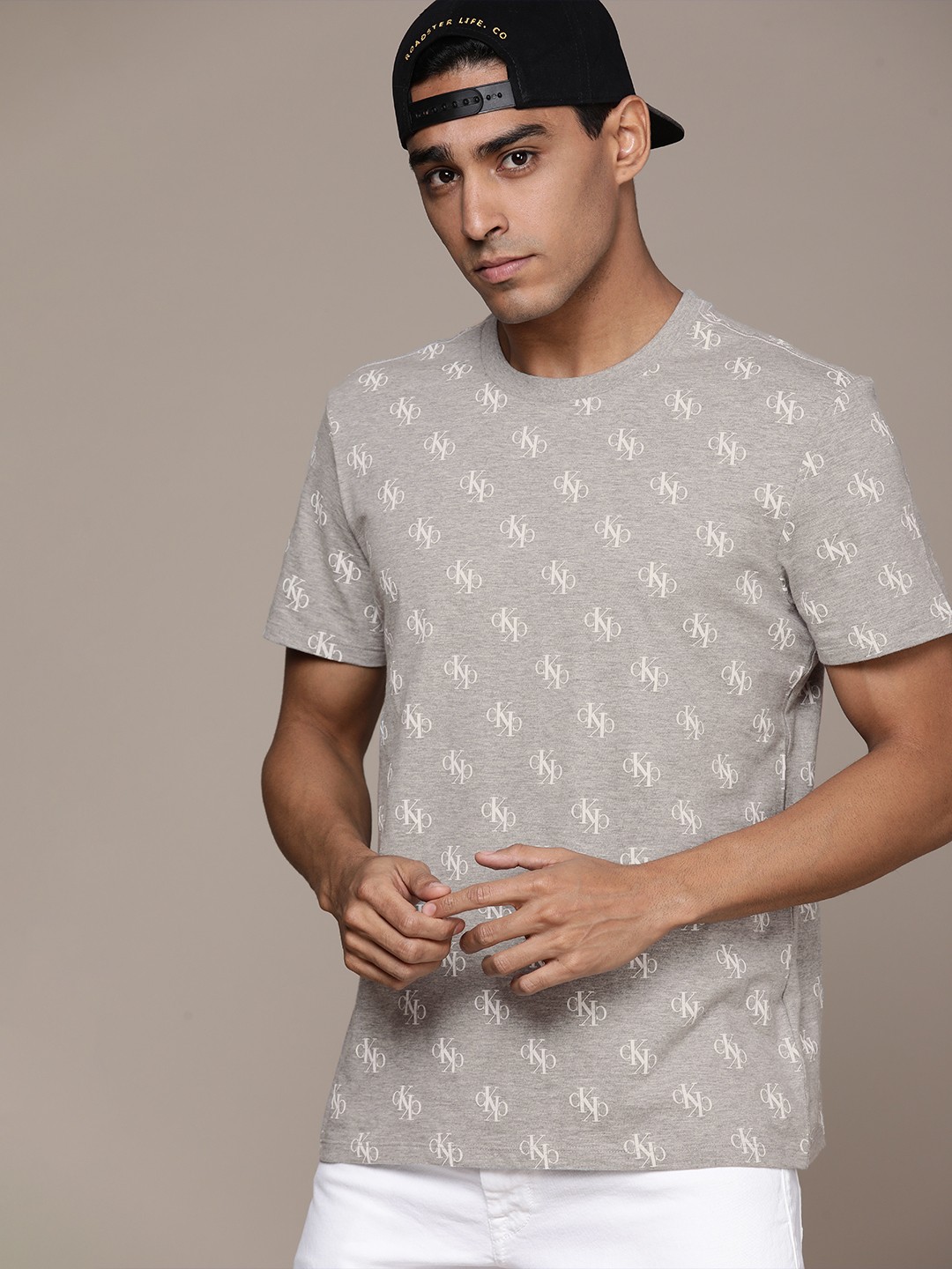 

Calvin Klein Jeans Men Grey Melange & White Typography Printed T-shirt