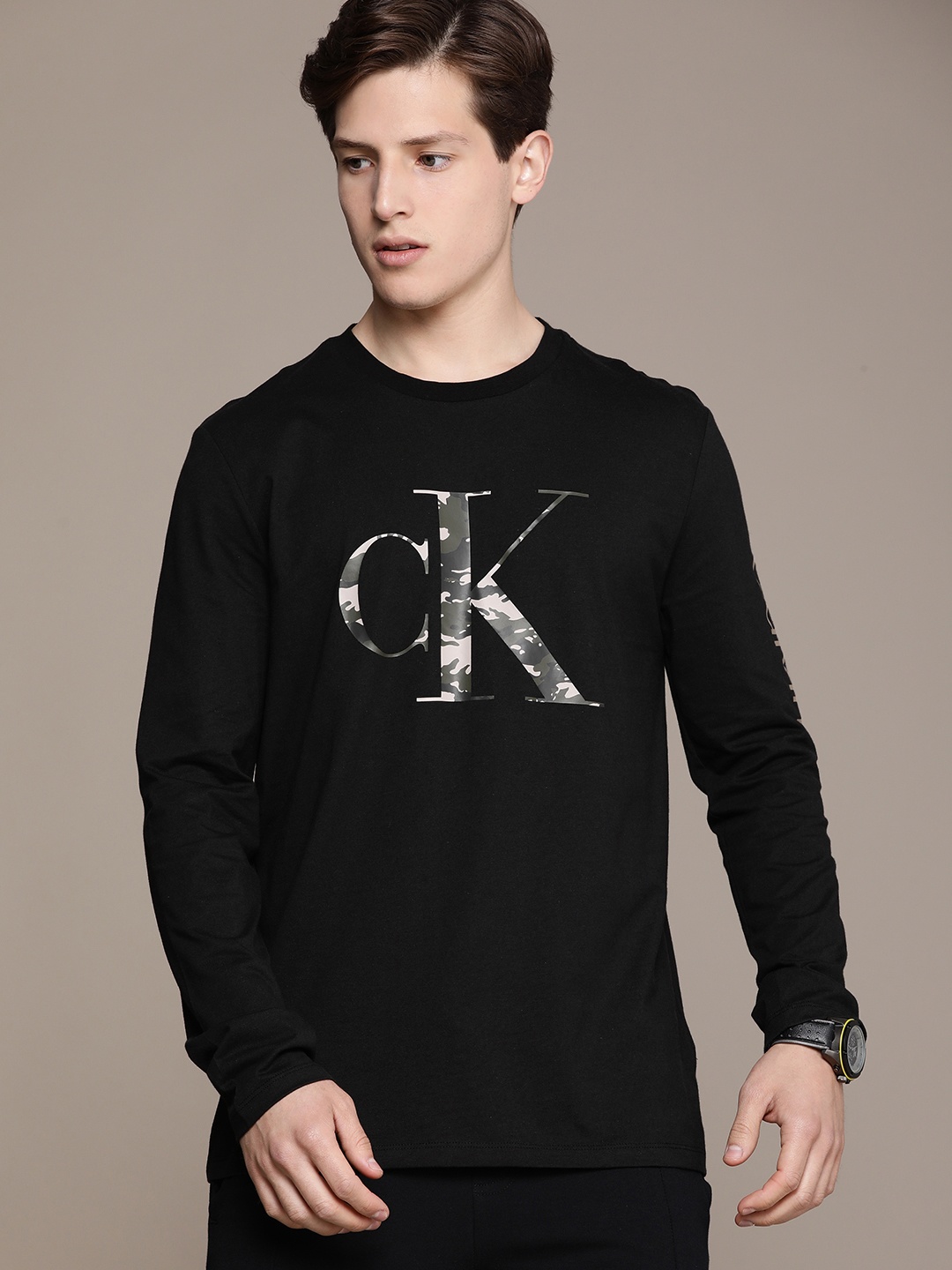 

Calvin Klein Jeans Men Black Brand Logo Printed T-shirt