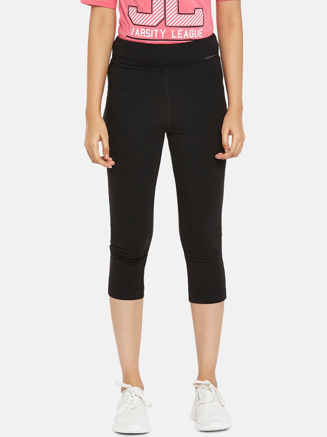 

Ajile by Pantaloons Women Black Solid Capris
