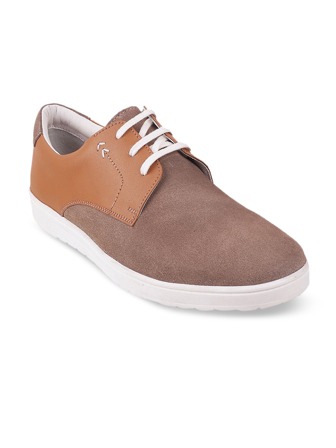

Mochi Men Tan Round Toe Colourblocked Sneakers