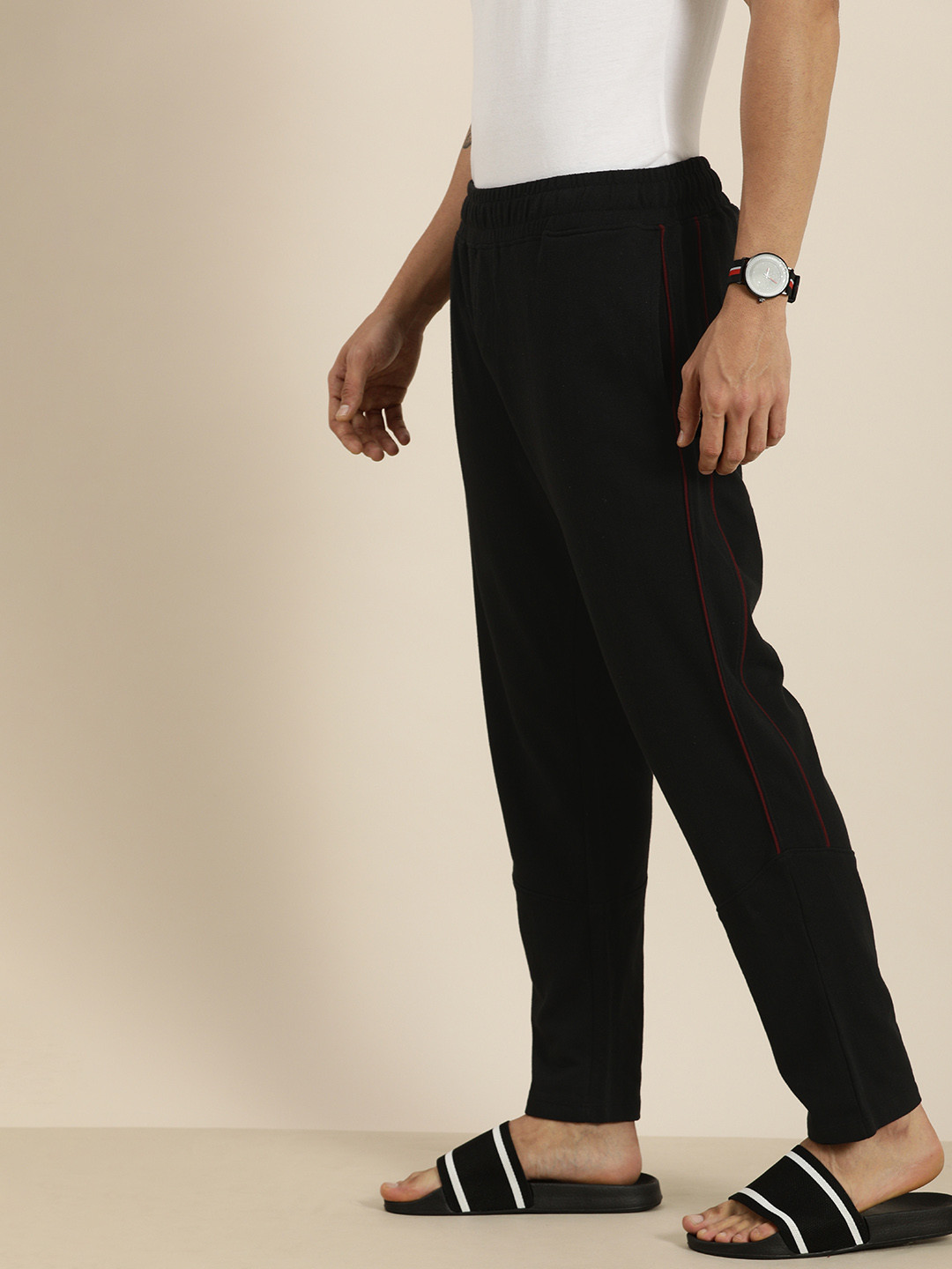 

Invictus Indoor Men Black Solid Track Pants