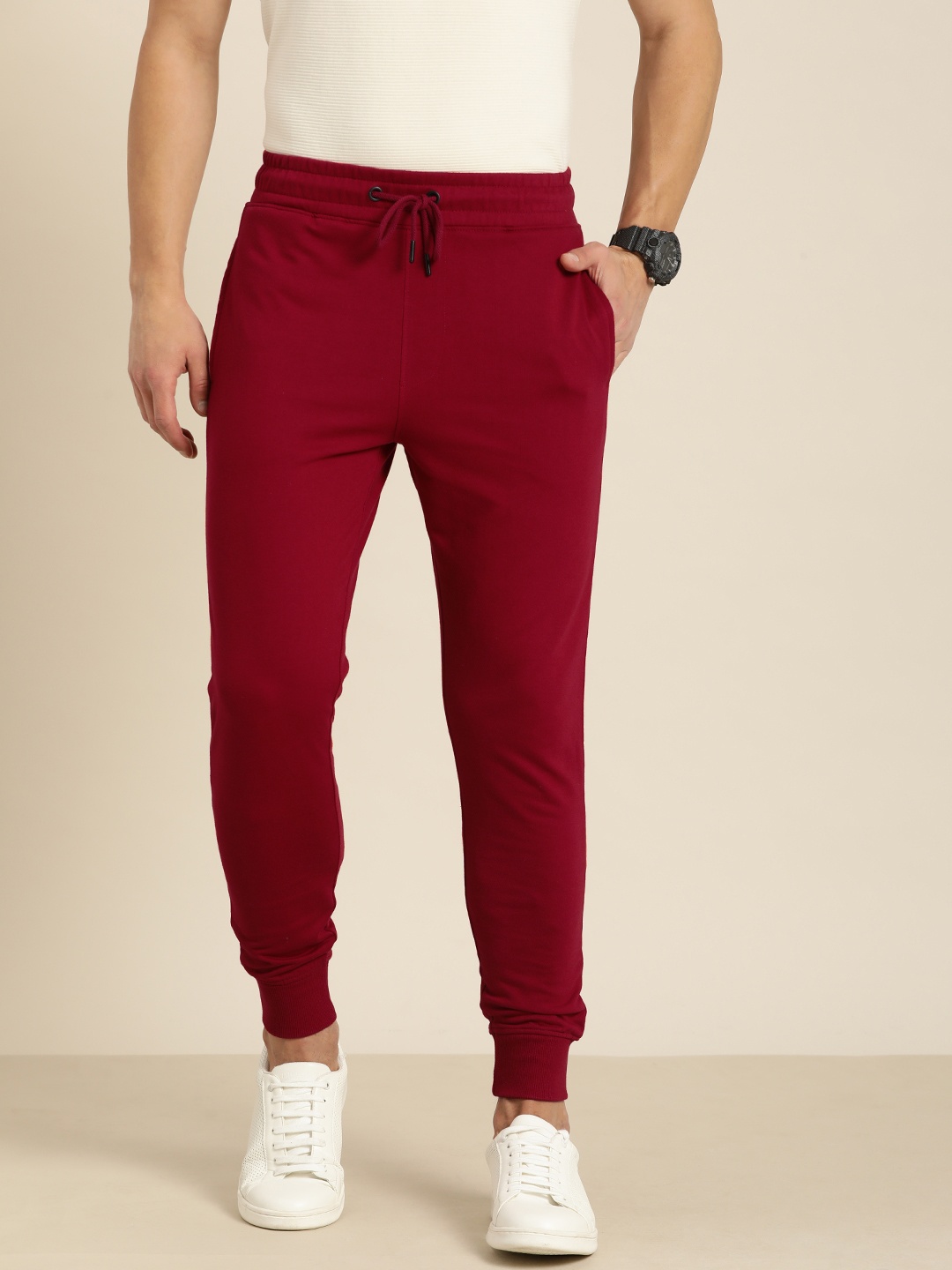 

Invictus Indoor Men Blue Solid Mid Rise Elasticated Casual Joggers Track Pants, Red