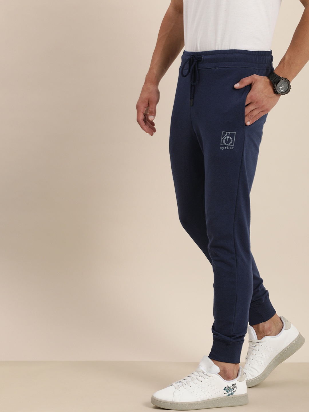 

Invictus Indoor Men Navy Blue Solid Mid Rise Regular Joggers Track Pants