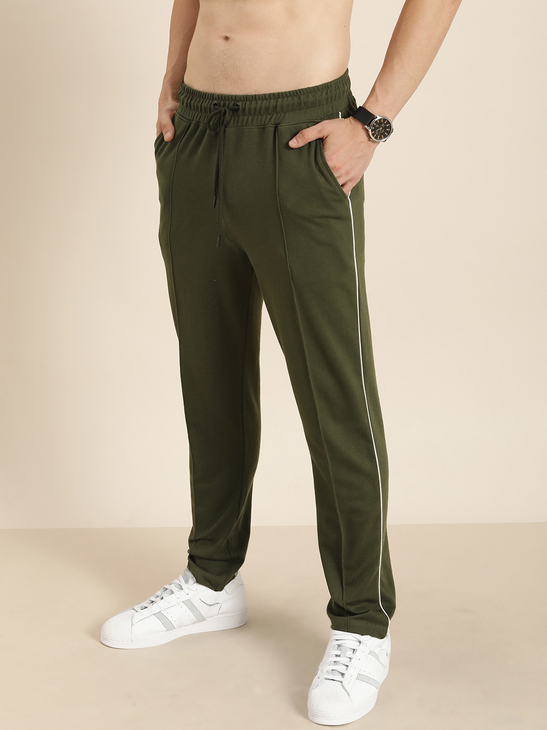 

Invictus Indoor Men's Olive Green Solid Mid Rise Regular Joggers Track Pants