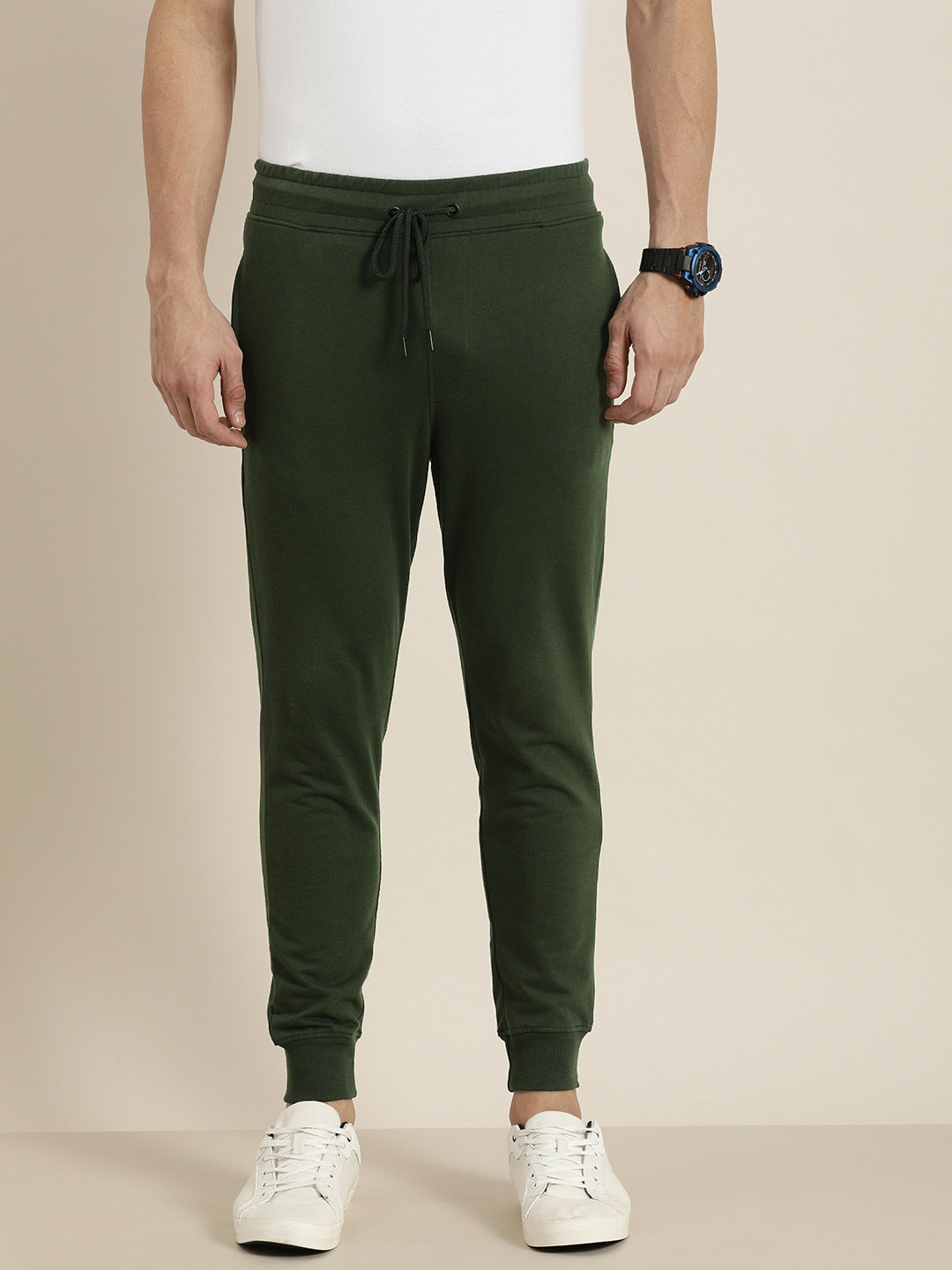

Invictus Indoor Men Olive Green Joggers