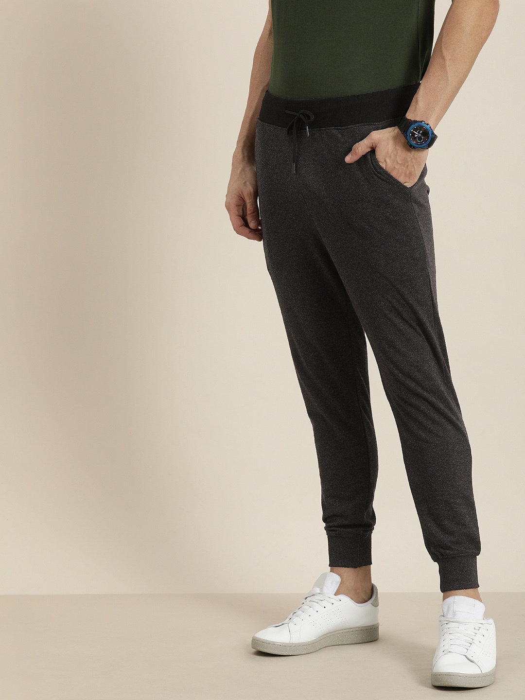 

Invictus Indoor Men Charcoal Grey Melange Contrast Waistband Joggers