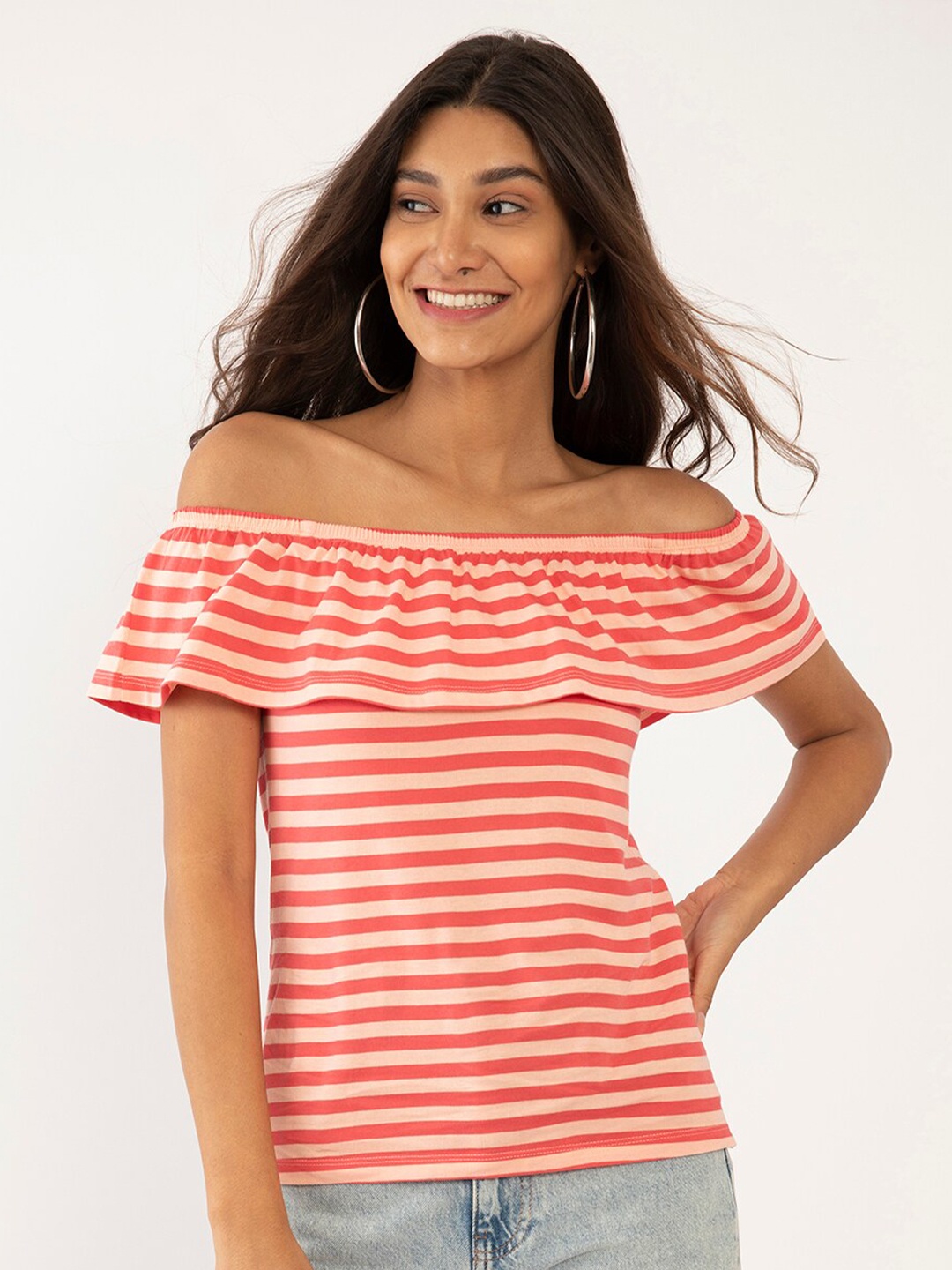 

Zink London Red Striped Extended Sleeves Regular Top