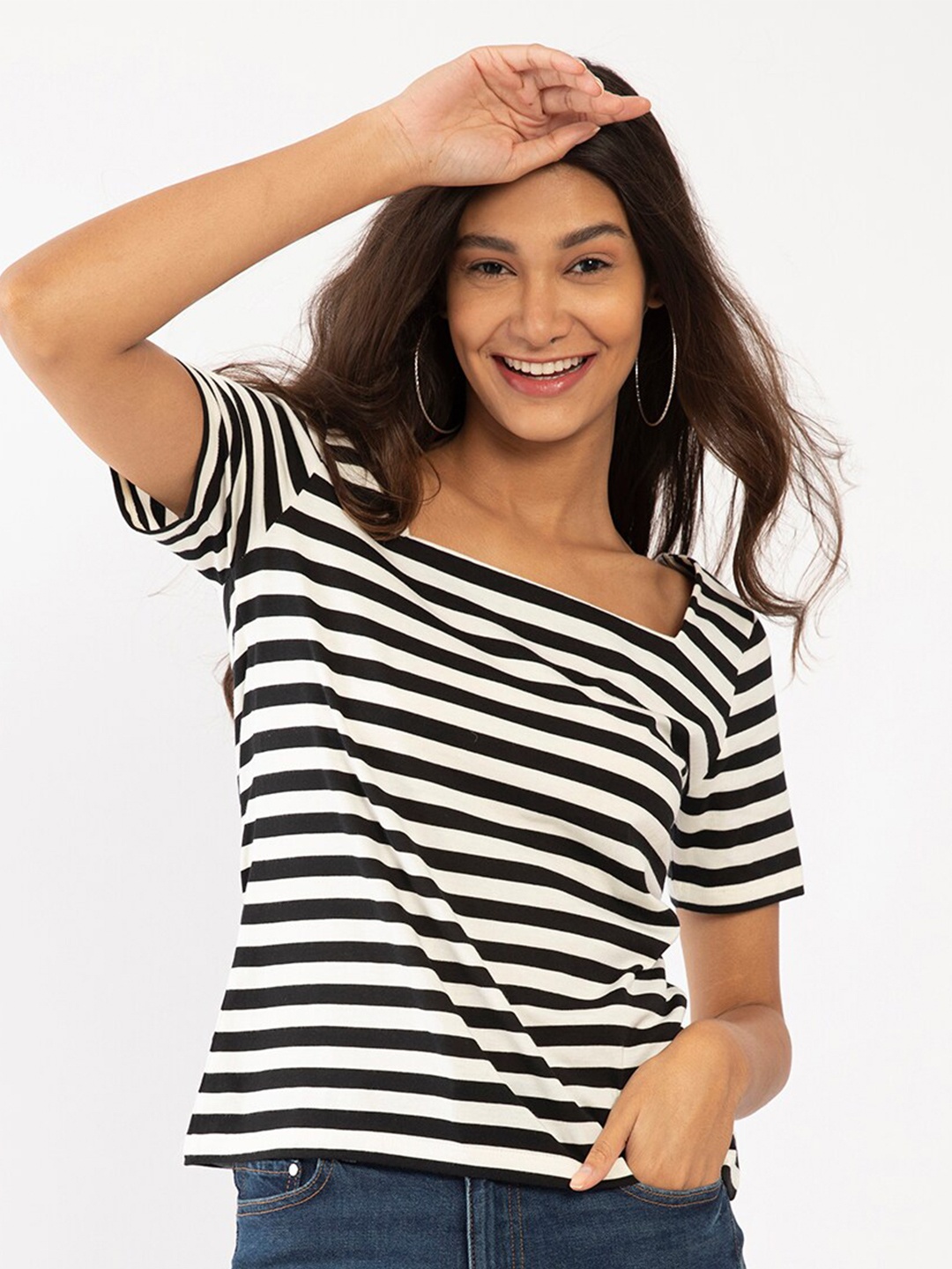 

Zink London Black Striped Regular Top