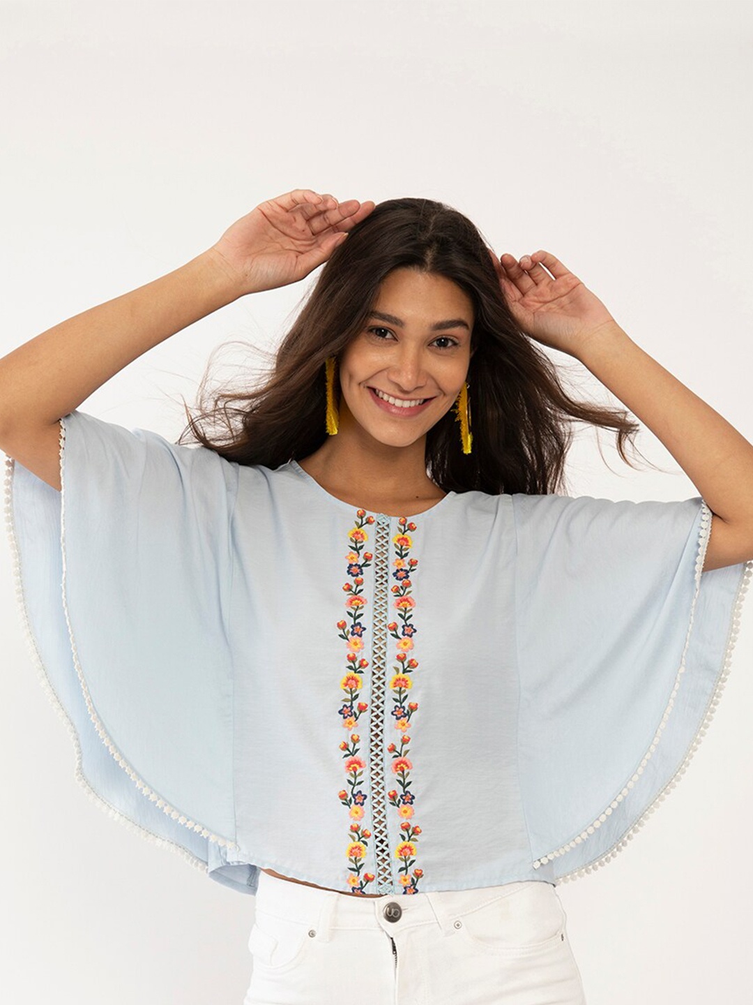 

Zink London Blue Extended Sleeves Regular Top