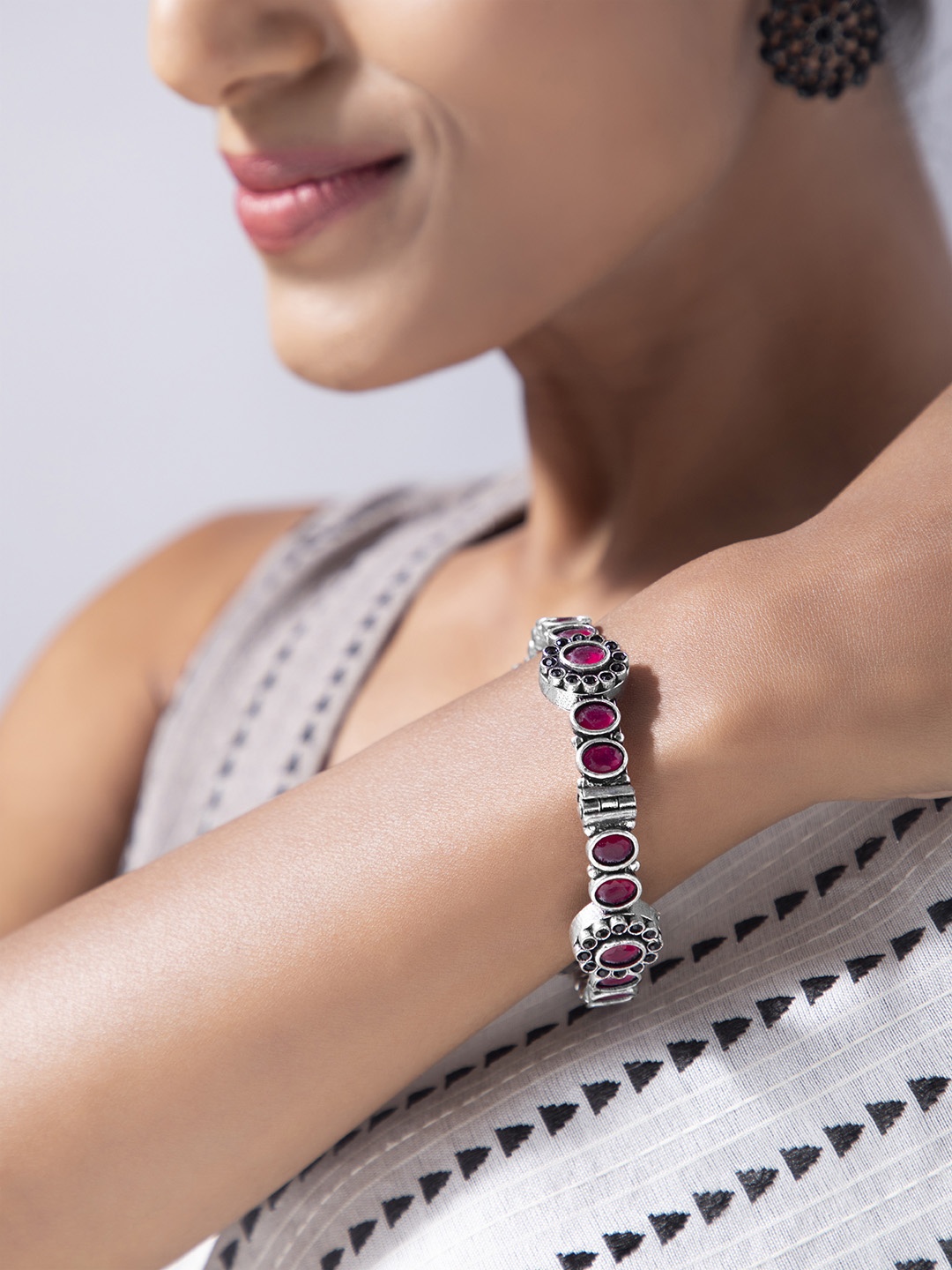 

Rubans Women Pink Silver-Plated Ruby Studded Oxidised Handcrafted Bangle