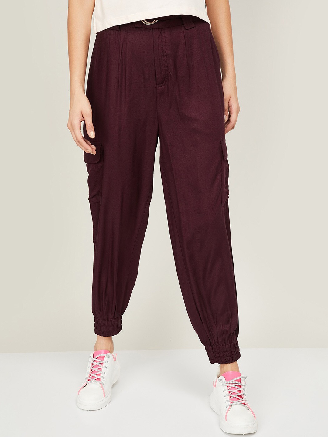 

Ginger by Lifestyle Women Burgundy Pleated Joggers Trousers