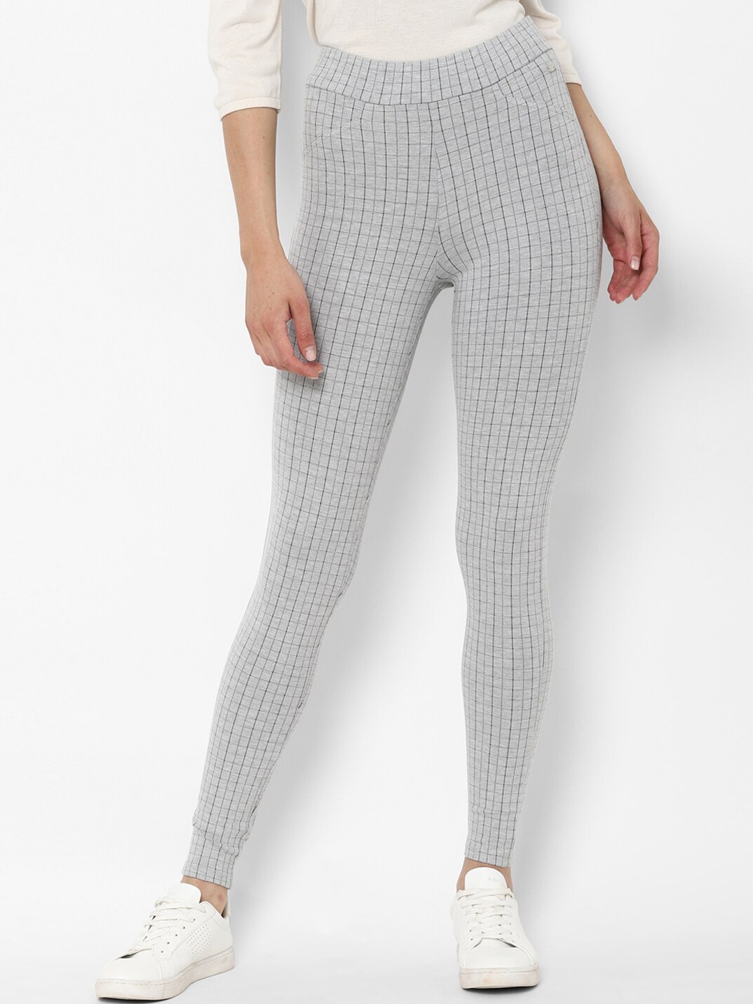 

Allen Solly Woman Grey Checked Ankle-Length Leggings
