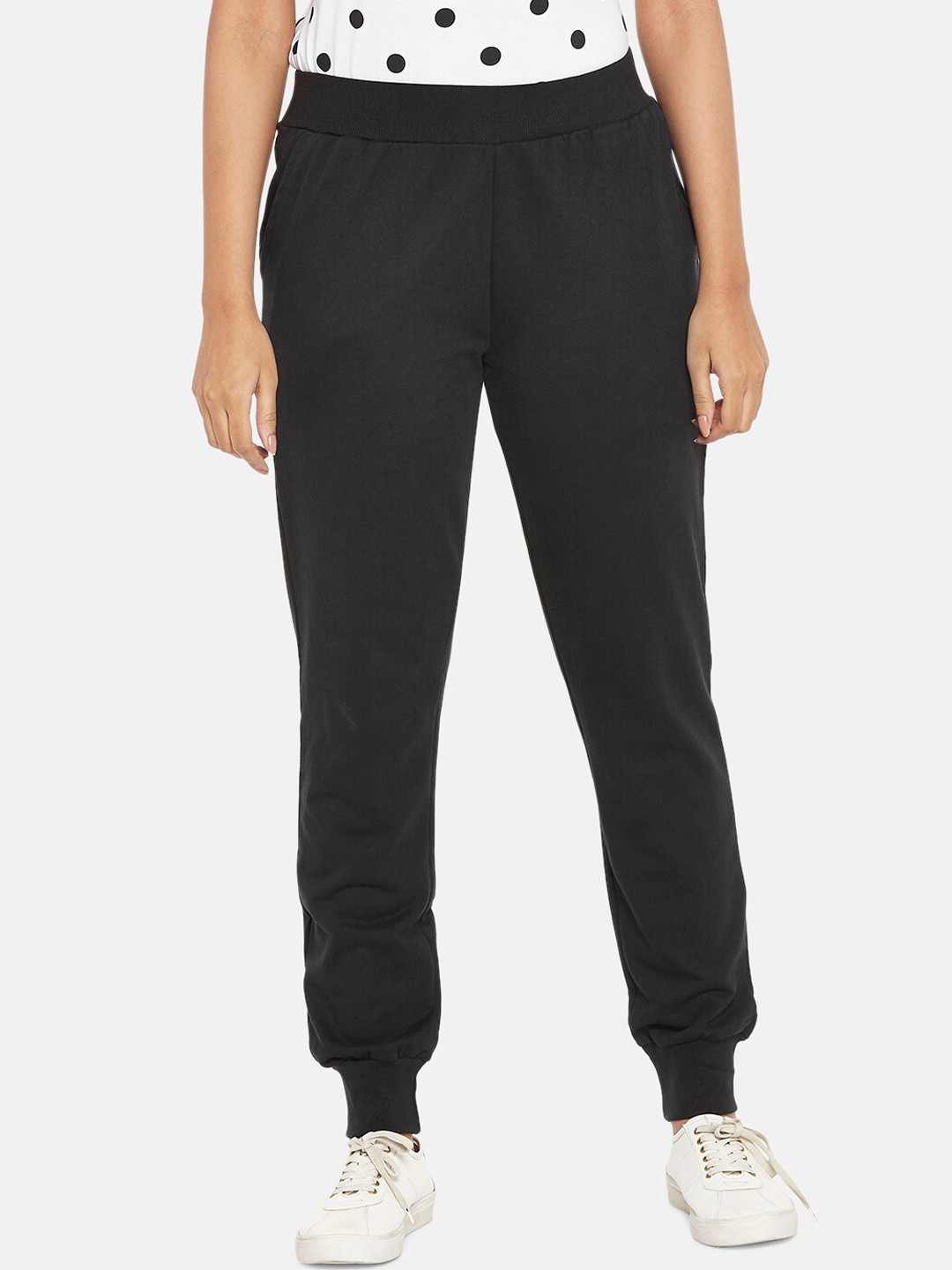 

People Women Black Solid Joggers