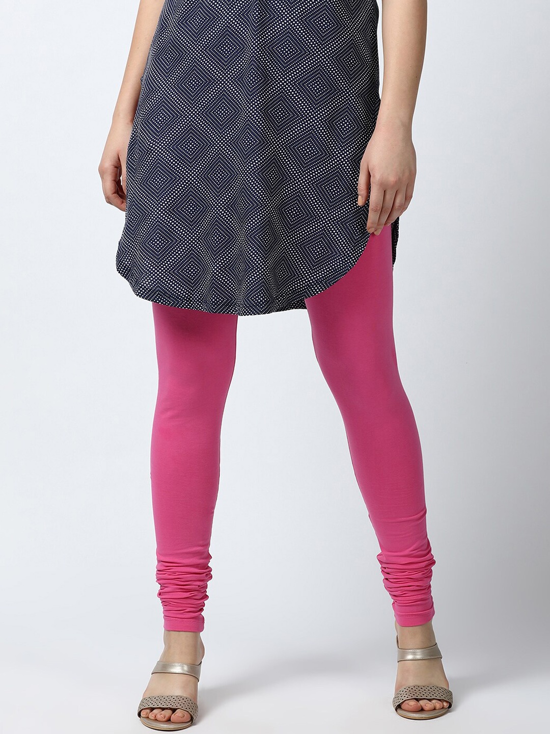 

GOLDSTROMS Women Fuchsia Solid Churidar-Length Leggings