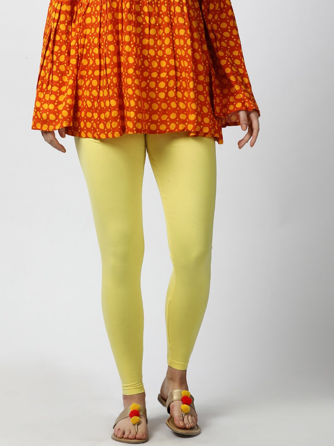 

GOLDSTROMS Women Yellow Solid Cotton Four Way Stretch Ankle-Length Leggings