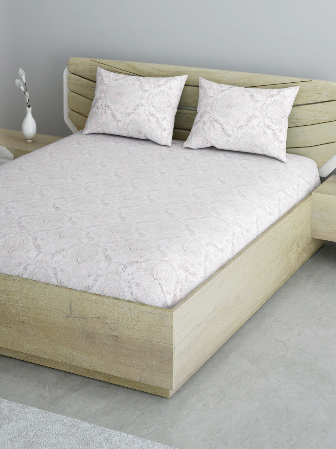 

Aura White & Pink Cotton Printed 144 TC Queen Bedsheet with 2 Pillow Covers