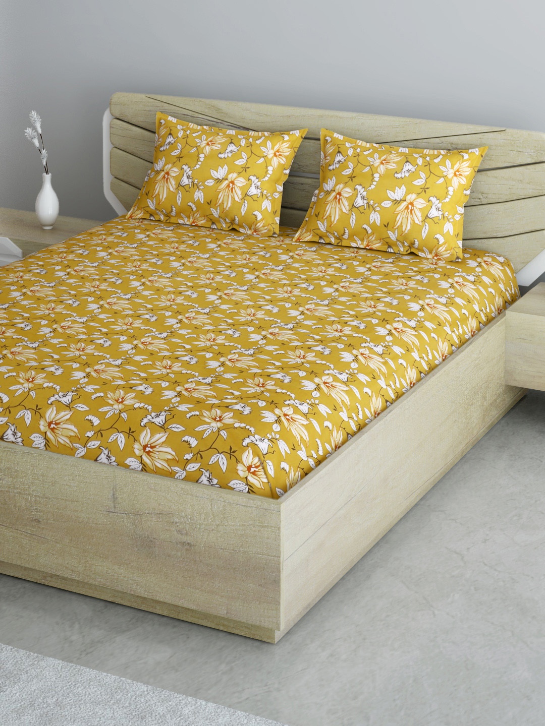 

Aura Mustard Yellow & White Pure Cotton Floral 120 GSM Queen Bedsheet with 2 Pillow Covers