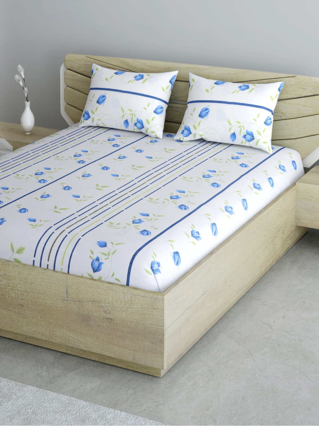 

Aura White & Blue Cotton Floral Print 144 TC Queen Bedsheet with 2 Pillow Covers