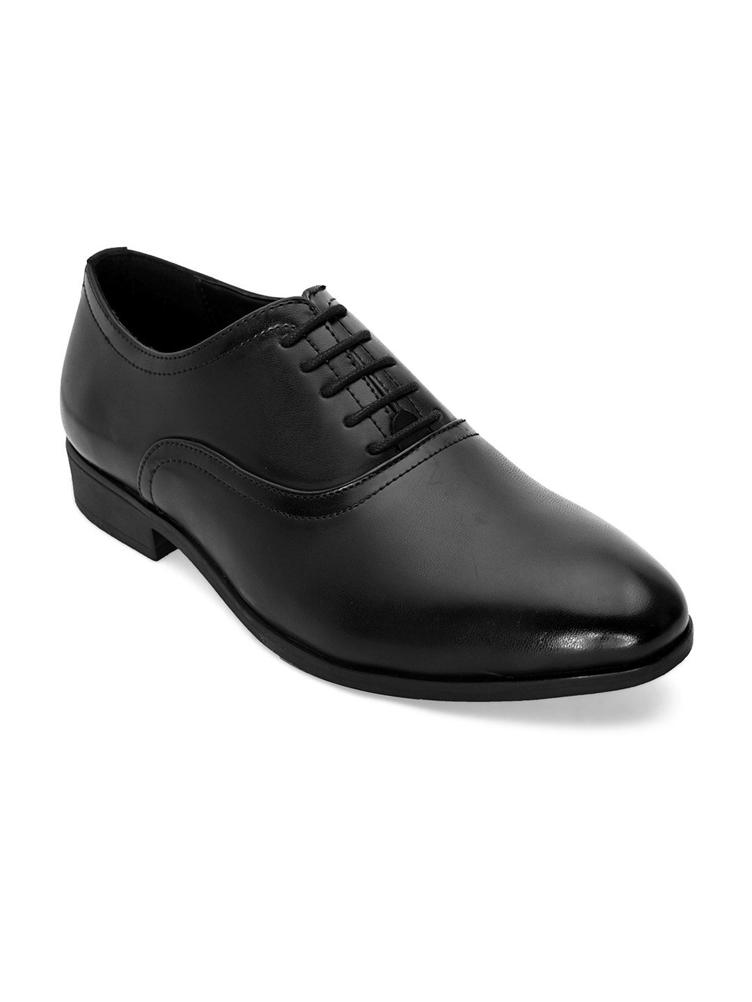

San Frissco Men Black Solid Formal Oxfords