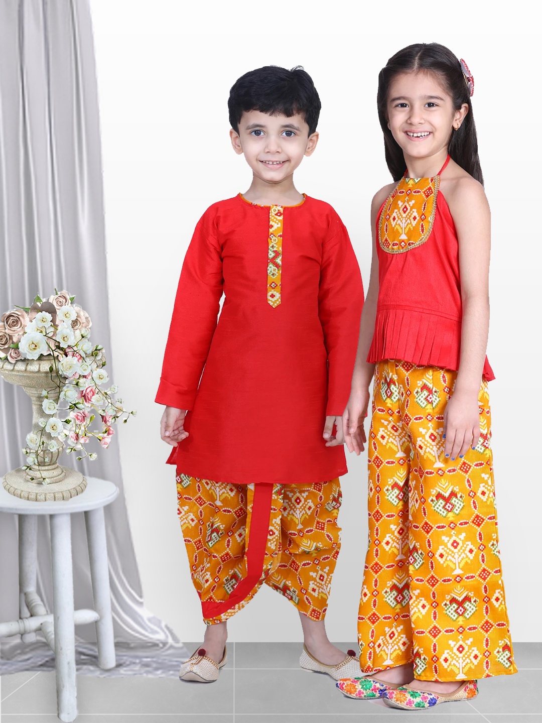 

BownBee Boys Yellow & Green Ethnic Motifs Patan Patola Silk Blend Kurta With Dhoti Pants