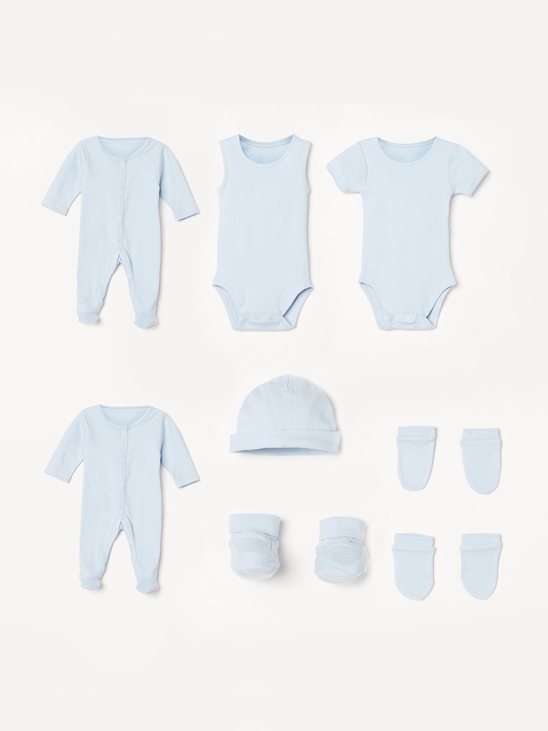 

Juniors by Lifestyle Infants Blue Solid Body Suit (9 pieces)