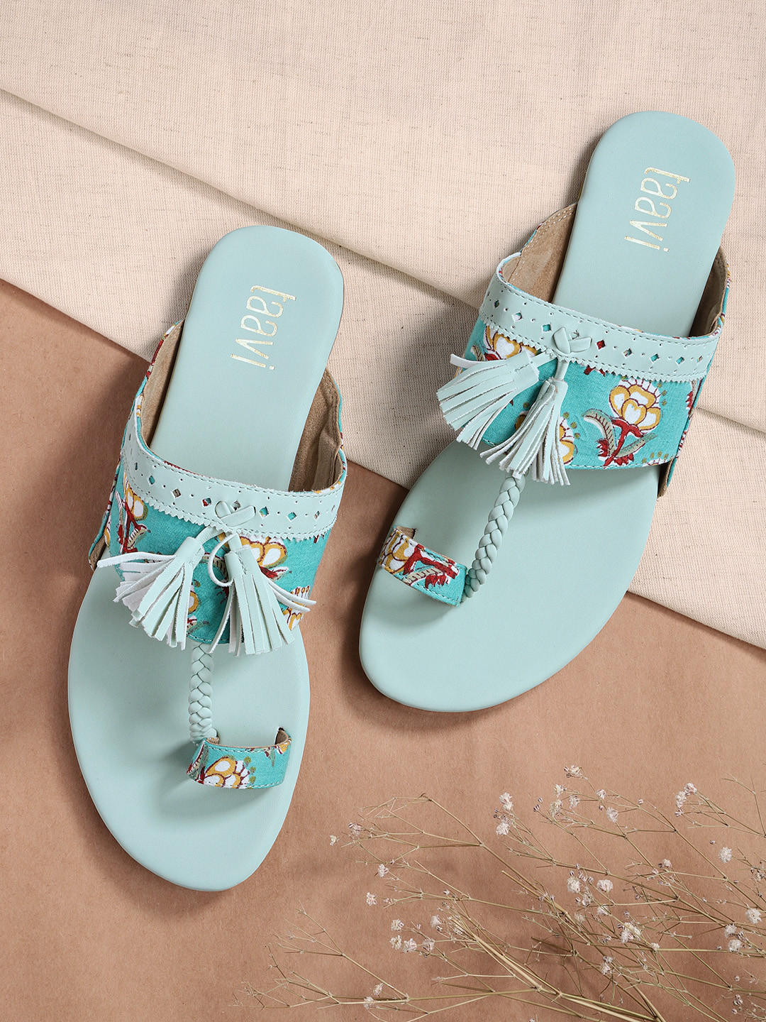 

Taavi Women Mint Green Printed One Toe Flats with Tassels