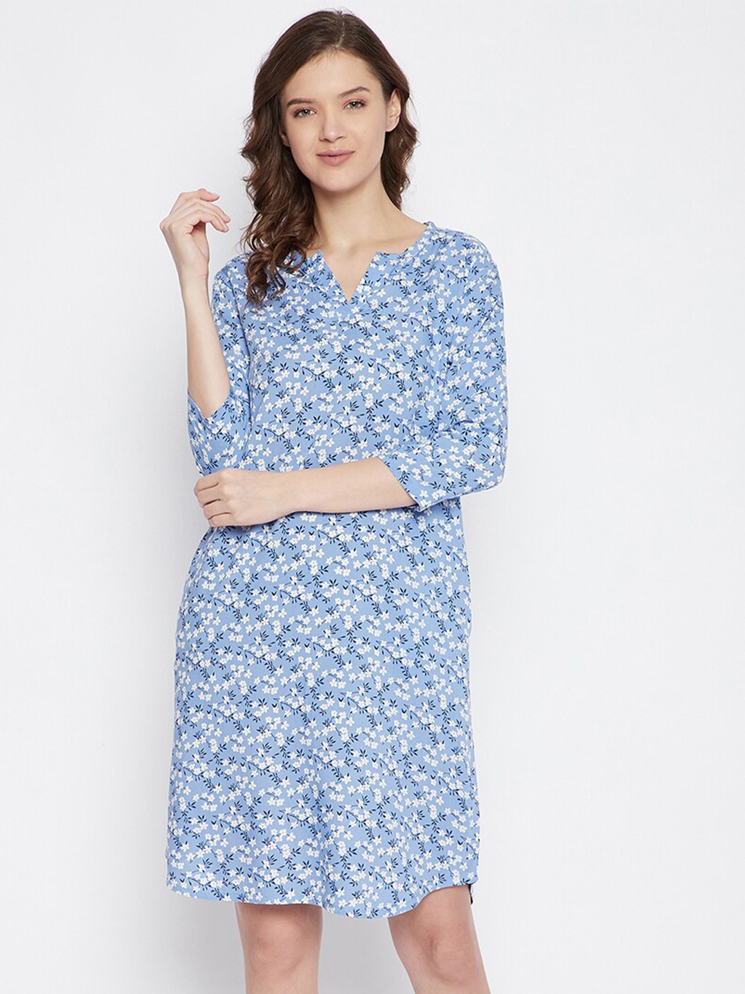 

Hypernation Women Blue Printed Nightdress