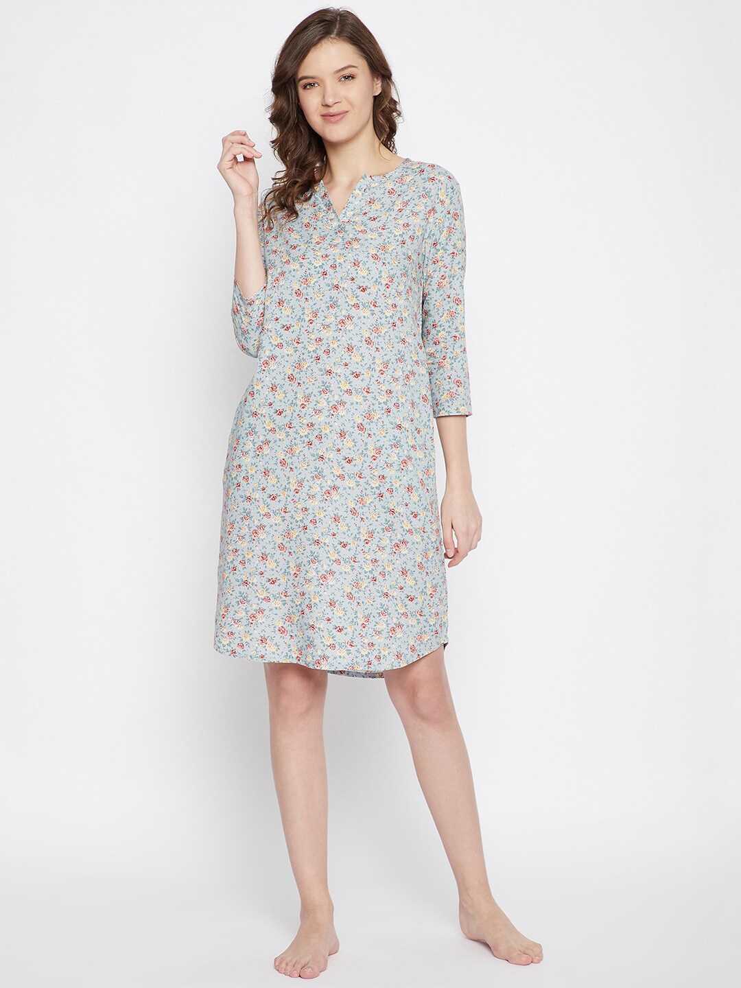 

Hypernation Woman Grey Floral Printed Nightdress