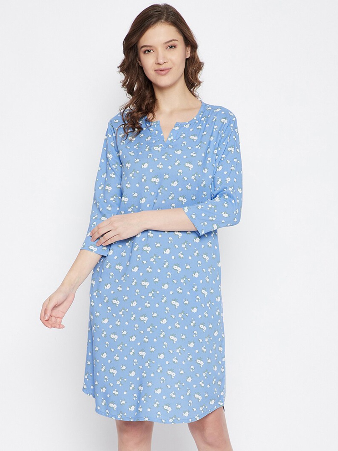 

Hypernation Women Blue Printed Nightdress