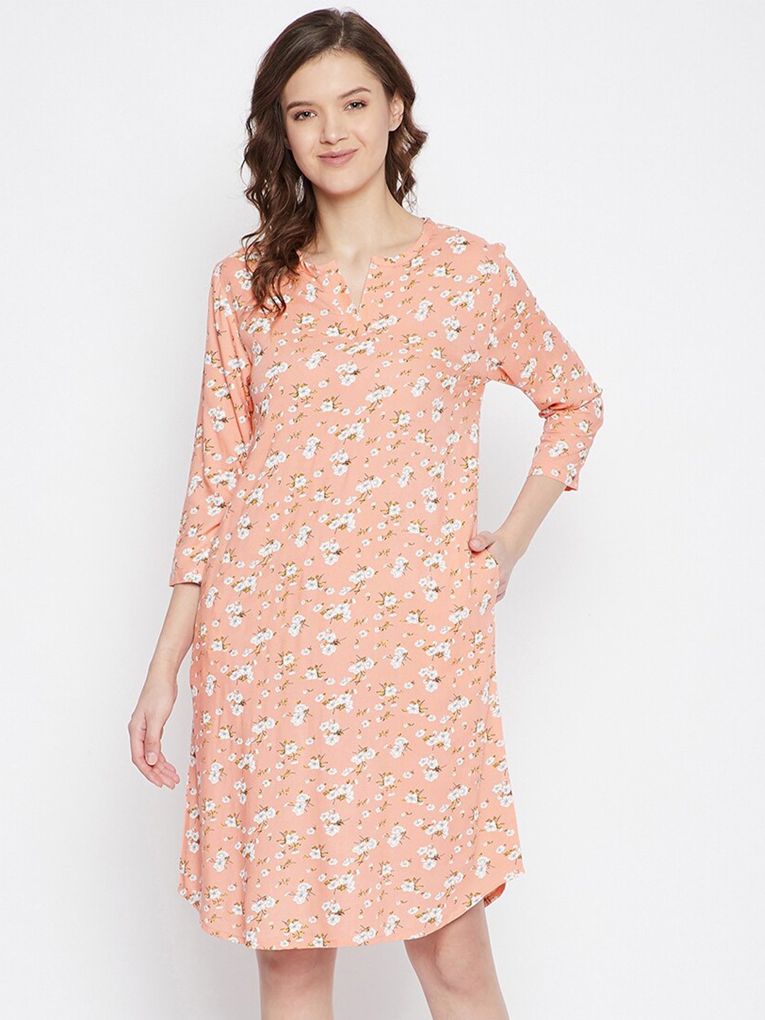 

Hypernation Woman Peach-Coloured Floral Printed Nightdress
