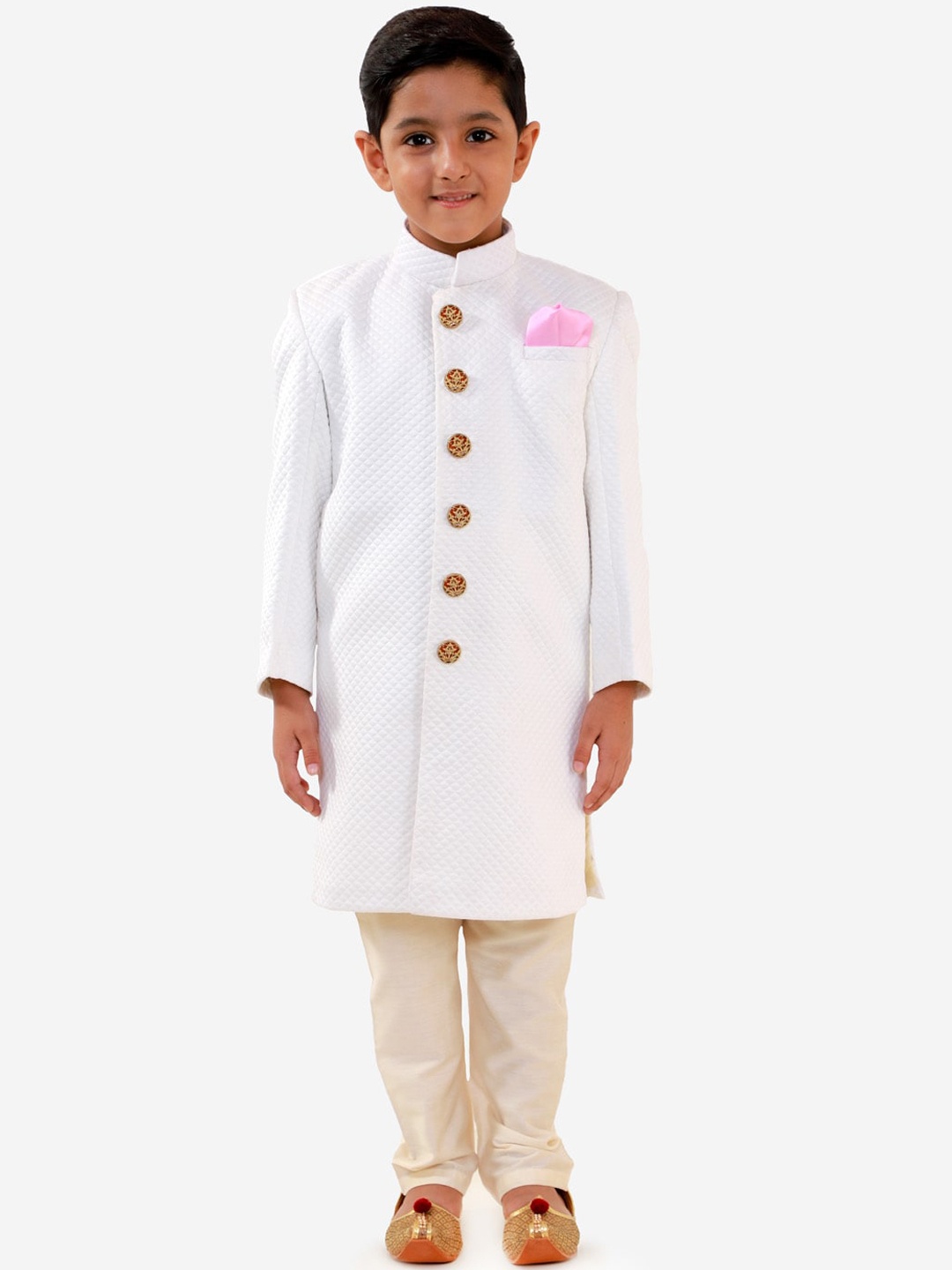 

VASTRAMAY Boys White & Cream-Coloured Solid Slim-Fit Sherwani Set