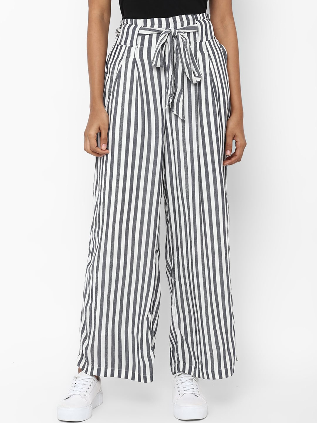 

AMERICAN EAGLE OUTFITTERS Women Grey & White Striped Belted Parallel Trousers