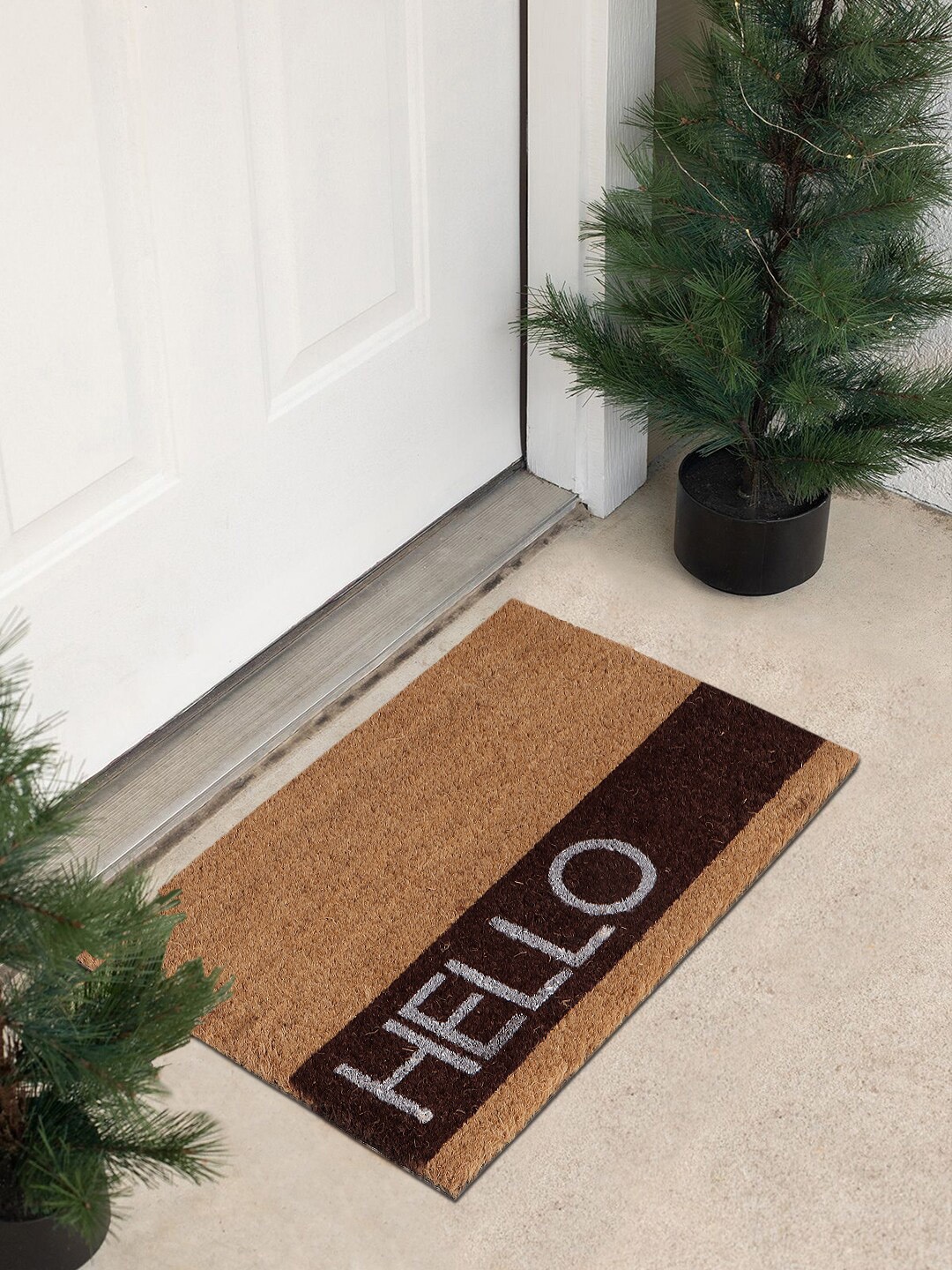 

HomeStorie Brown & Black Printed Natural Coconut Coir Anti-Skid Door Mat